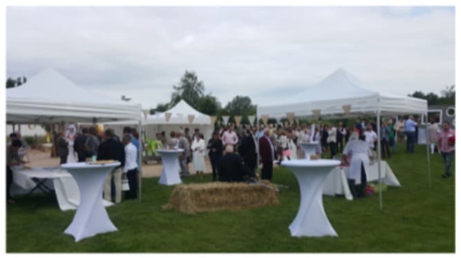 Réception extérieure tentes