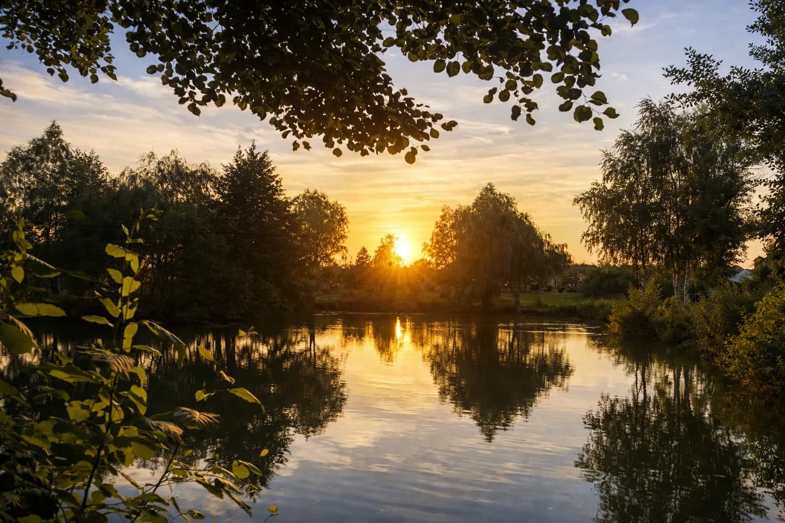 Reflet doré au coucher du soleil